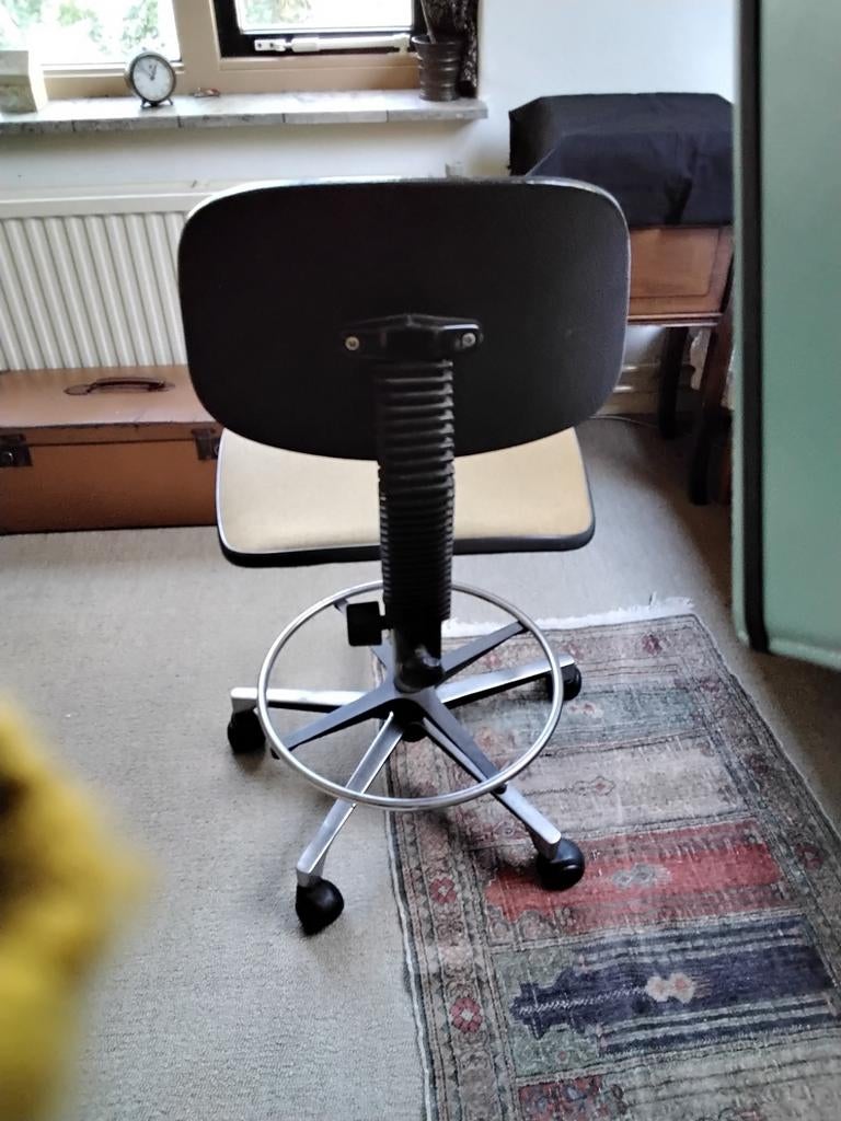 Werkstoel, Ophalen, Gebruikt, Zwart