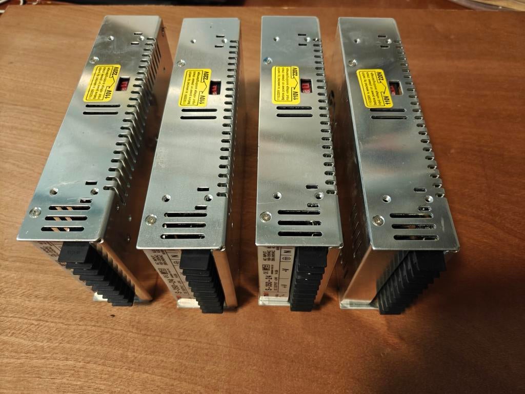 4x 350W Gestabiliseerde Voeding 24VDC - Nieuw, Computers en Software, Interne voedingen, Ophalen of Verzenden