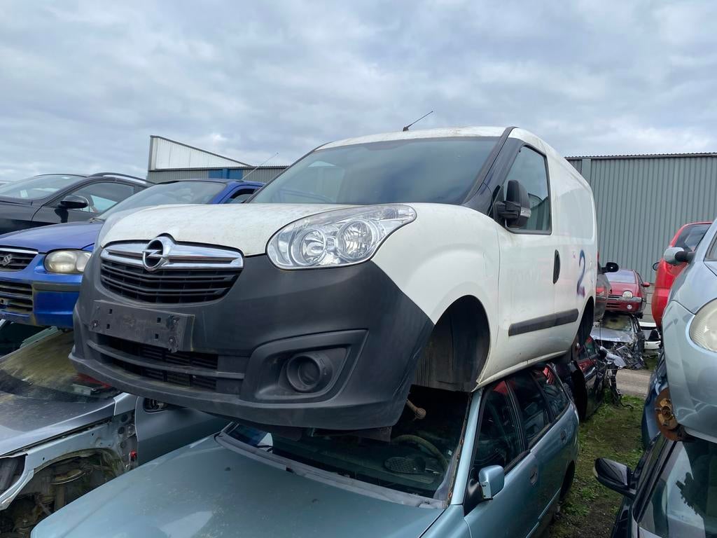 Opel Combo 2015 1.3 Diesel Onderdelen Te Koop, Auto-onderdelen, Transmissie en Toebehoren, Opel, Gebruikt, Ophalen of Verzenden