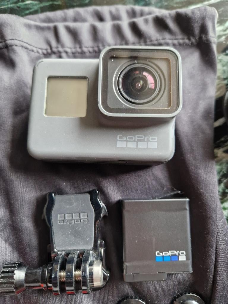 GoPro HERO5 Black met accessoires en Peak Design Capture, Ophalen of Verzenden, Zo goed als nieuw, GoPro