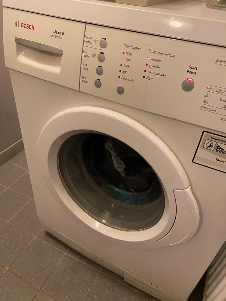 Wasmachine, 1200 tot 1600 toeren, 10 kg of meer, Ophalen of Verzenden, Zo goed als nieuw