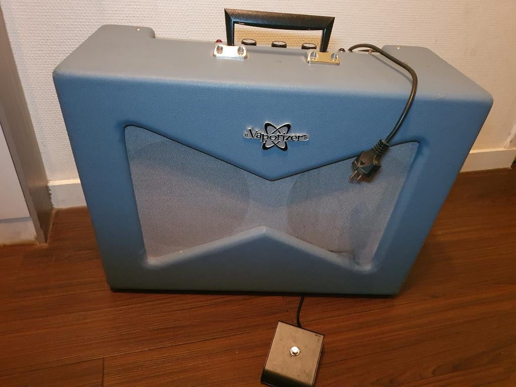 Fender Vaporizer 12 Watt buizenversterker met reverb, Muziek en Instrumenten, Versterkers | Bas en Gitaar, Ophalen, Gebruikt, Minder dan 50 watt