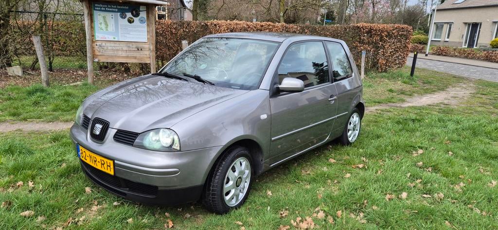 Seat Arosa 1.4 44KW 2004 Grijs, Auto's, Seat, Voorwielaandrijving, 4 stoelen, Origineel Nederlands, Handgeschakeld