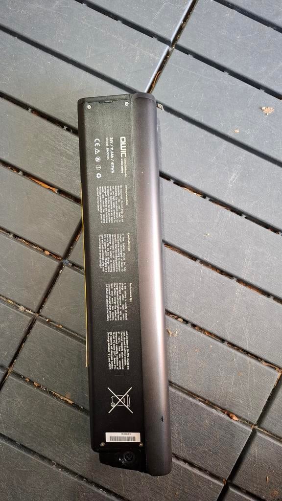 Qwic accu defect, Fietsen en Brommers, Fietsaccessoires | Fietsaccu's, Ophalen of Verzenden, Gebruikt