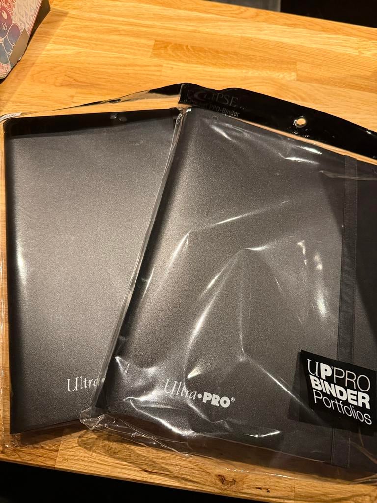 2 3x3 binders - NIEUW, Ophalen of Verzenden, Zo goed als nieuw