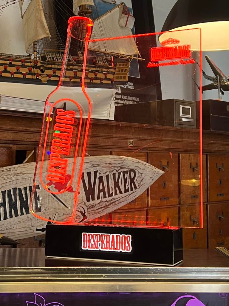 Originele Desperados lichtreclame zeldzaam, Lichtbak of (neon) lamp, Ophalen of Verzenden, Zo goed als nieuw, Nvt