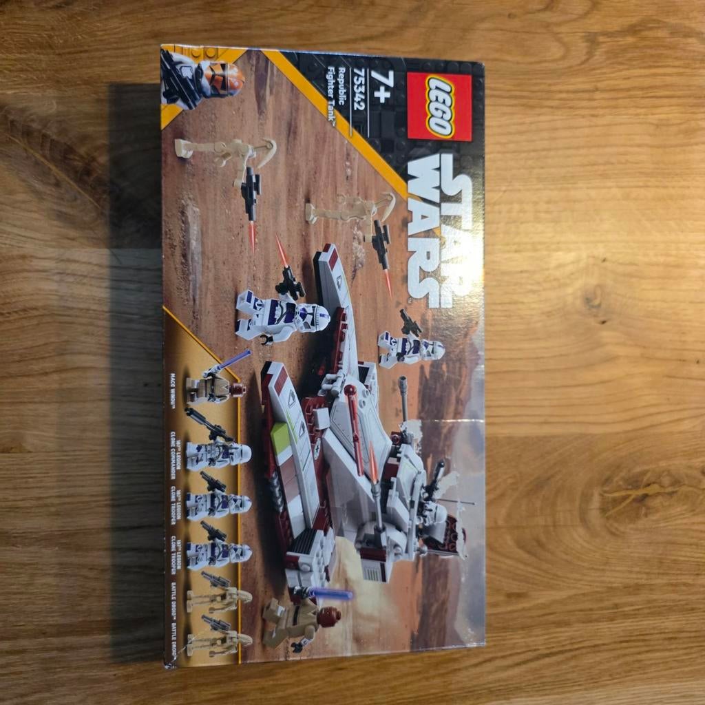 LEGO Star Wars 75342 Republic Fighter Tank, Ophalen of Verzenden, Zo goed als nieuw, Complete set, Lego