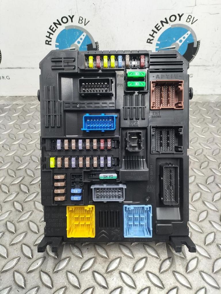 CITROEN DISPATCH MK IV K0 ZEKERINGKAST 9845141280 2024, Ophalen of Verzenden, Gebruikt, Stiba lid