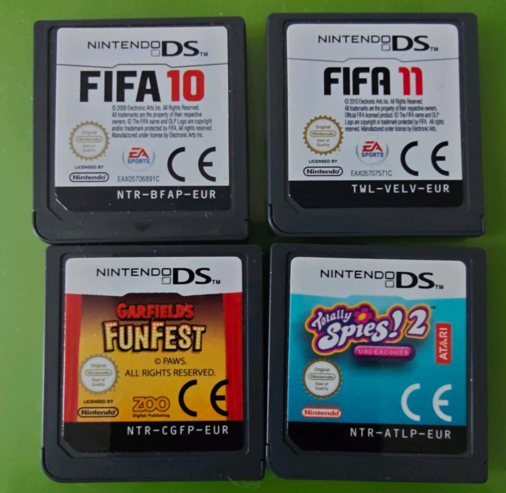 Nintendo DS Spelletjes: FIFA 10 en 11, Garfield, Totally, Spelcomputers en Games, Games | Nintendo DS, Gebruikt, Gekoppelde computers