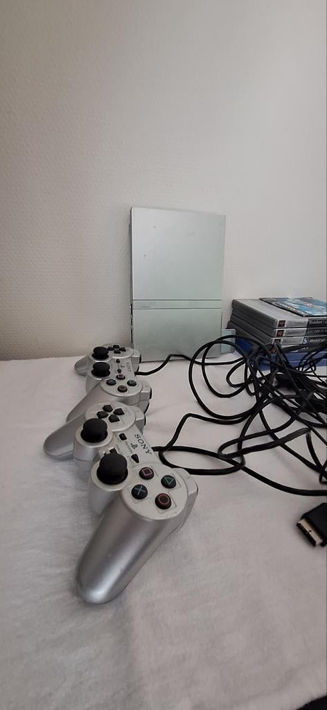 Sony PlayStation 2, Ophalen, Gebruikt, Met games, Met 2 controllers