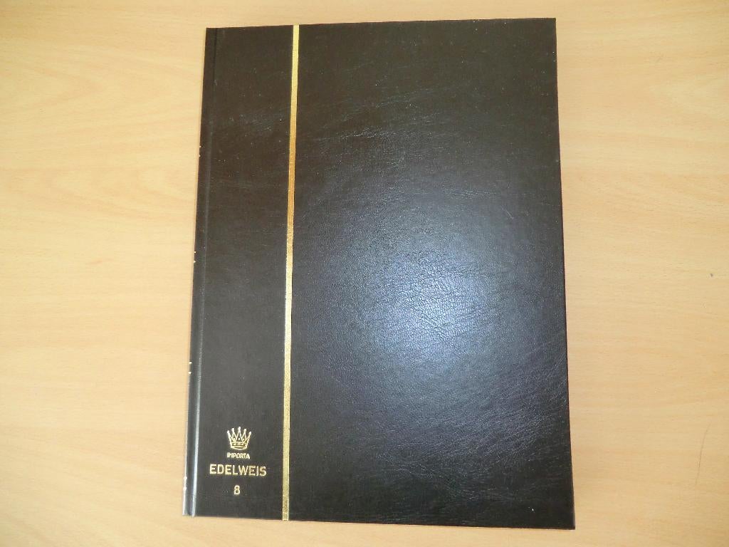 Nederland, collectie velletjes in insteekboek, Postzegels en Munten, Ophalen of Verzenden, Nederland