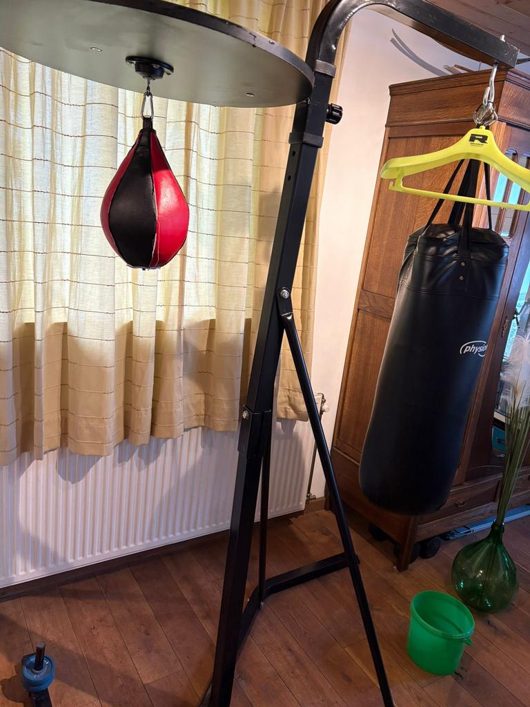 Boksbal op statief, Sport en Fitness, Ophalen, Zo goed als nieuw, Boksbal