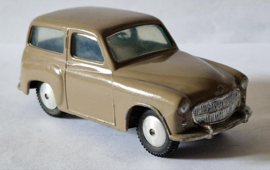 Corgi Toys 206 Hillman Husky Estate, Verzenden, Zo goed als nieuw, Auto, Corgi
