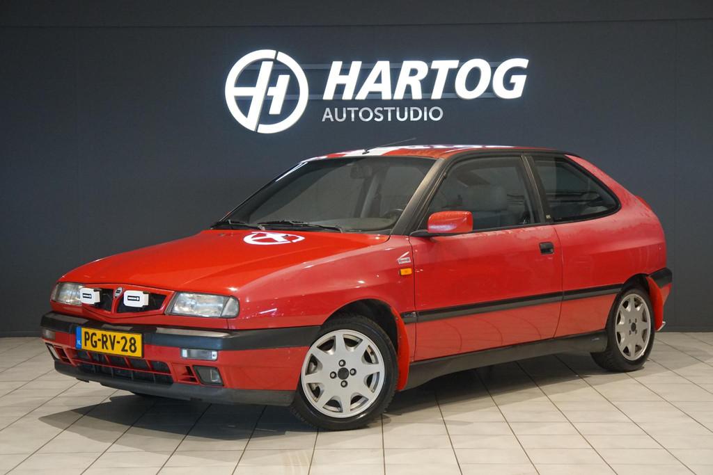 Lancia Delta HPE 2.0-16V 139 PK 3-DEURS ORIGINEEL NEDERLANDS, Auto's, Lancia, Voorwielaandrijving, Elektrische ramen, Stof, 4 cilinders