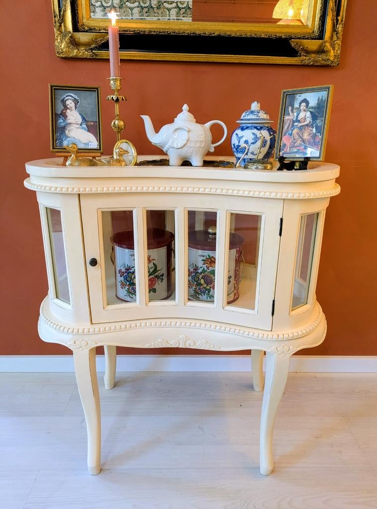 Vintage Niervormig Theekastje Vitrinekast, Ophalen, Glas, 50 tot 100 cm, Zo goed als nieuw