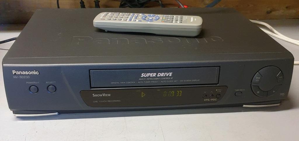 Panasonic videorecorder nv-sd230 + afstandsbediening, Ophalen of Verzenden