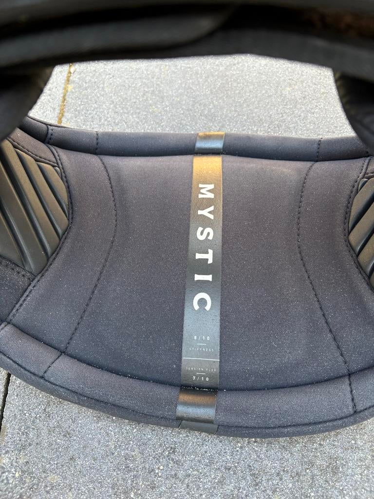 Mystic Majestic Hardshell Trapeze - Zo goed als nieuw, Watersport en Boten, Ophalen, Gebruikt, Trapeze