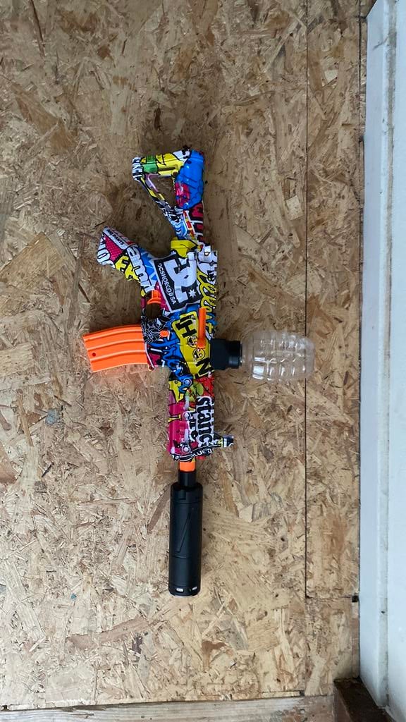 Gel blaster pistool met balletjes, Kinderen en Baby's, Speelgoed | Buiten | Actiespeelgoed, Ophalen, Zo goed als nieuw