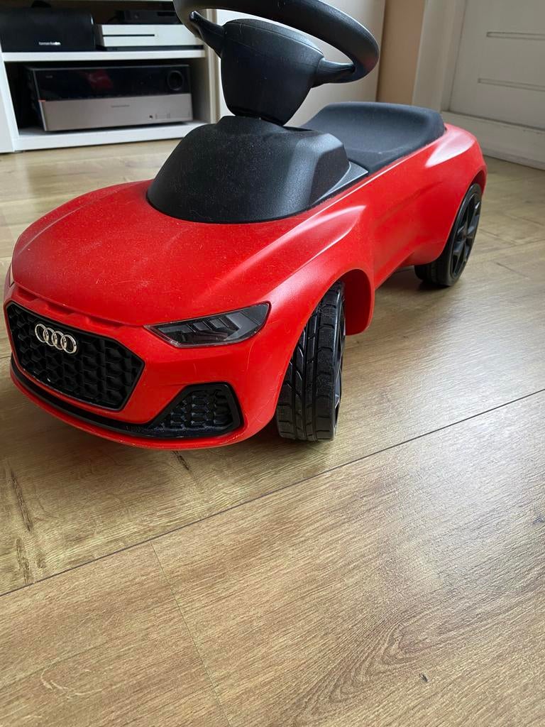 Leuke rode Audi loopauto, Kinderen en Baby's, Speelgoed | Buiten | Voertuigen en Loopfietsen, Ophalen of Verzenden, Gebruikt, Loopvoertuig