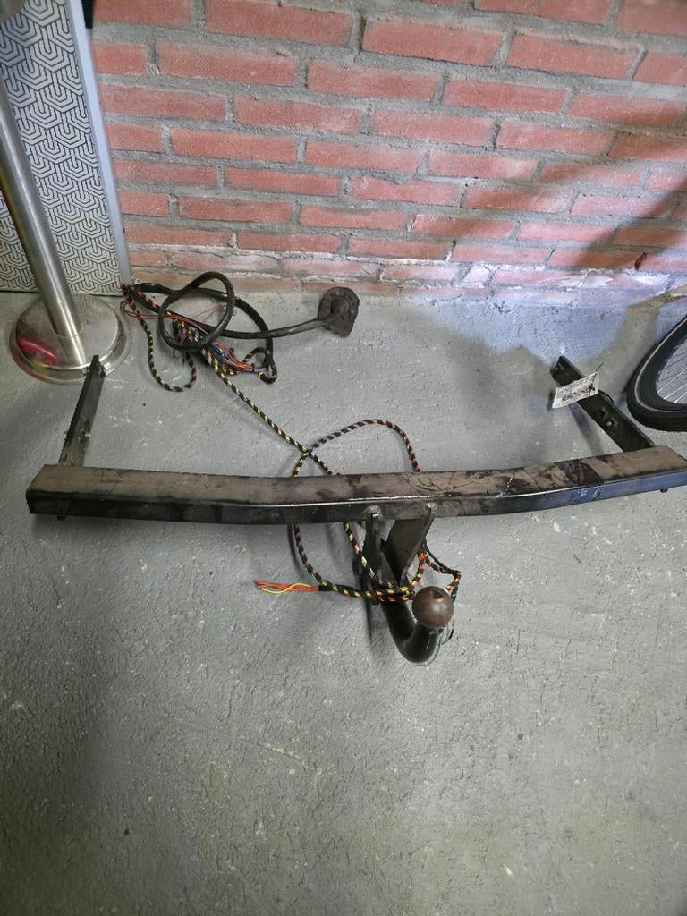 Bosal Trekhaak Seat Ibiza ST 6J (2010-2017) met kabelset, Auto-onderdelen, Trekhaken, Ophalen