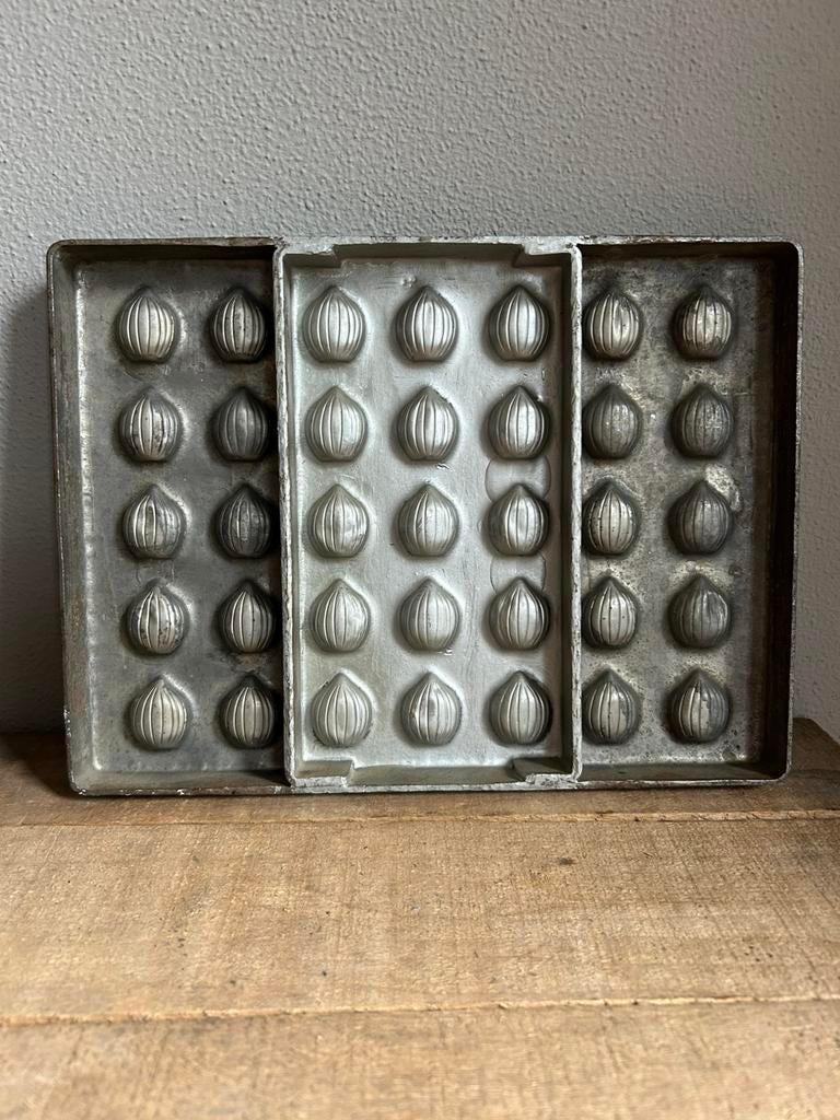 Zware metalen chocolademal hazelnootjes, Ophalen of Verzenden