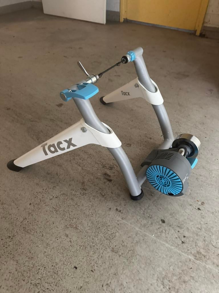 Tacx flow fietstrainer tot 29 inch, Ophalen of Verzenden, Zo goed als nieuw, Overige typen