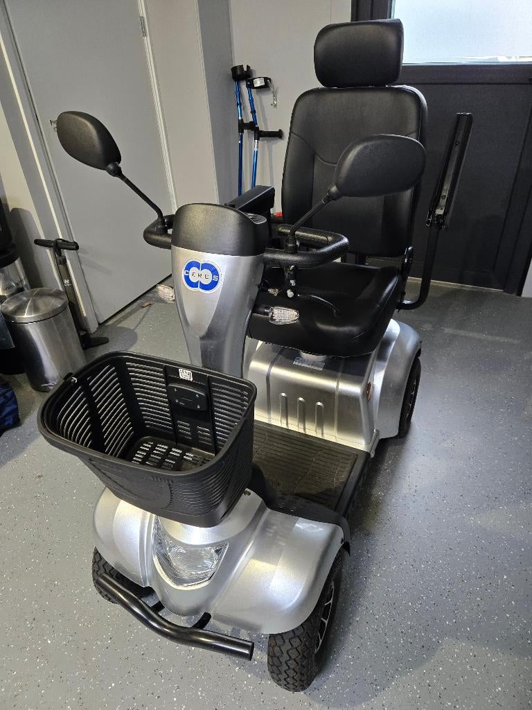 Scootmobiel, Diversen, Brommobielen en Scootmobielen, Ophalen, Zo goed als nieuw, Vermeiren, 16 km/u of meer