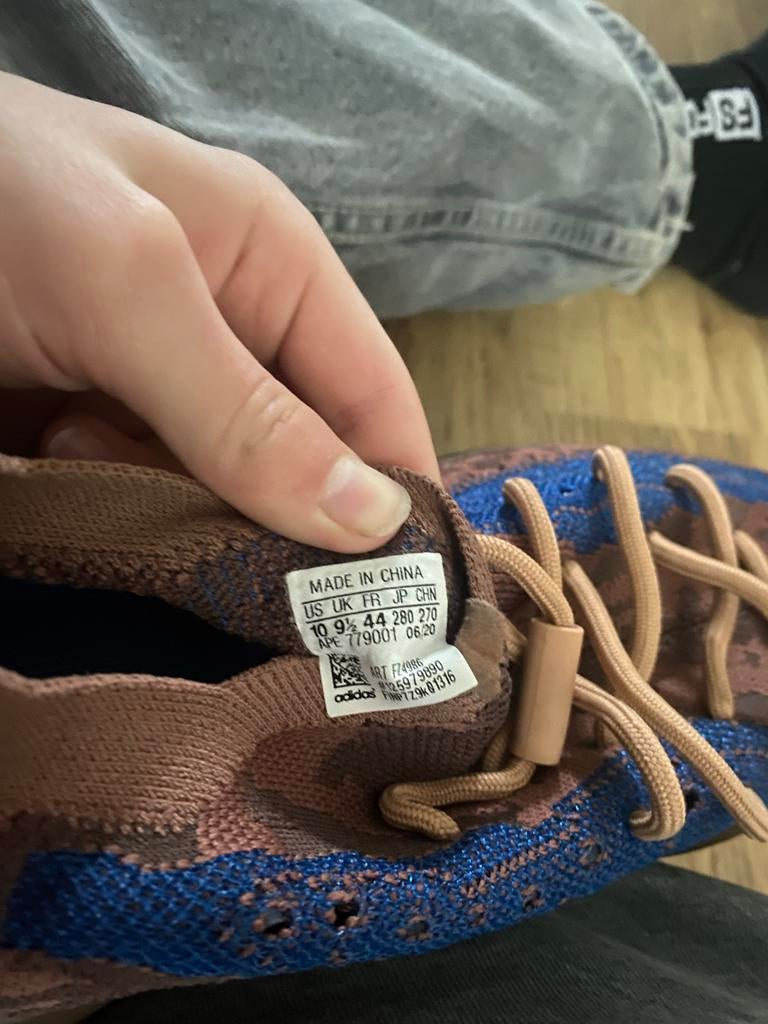 Yeezy Boost 380 Azure - Maat 44, Ophalen, Nieuw, Bruin, Sneakers of Gympen