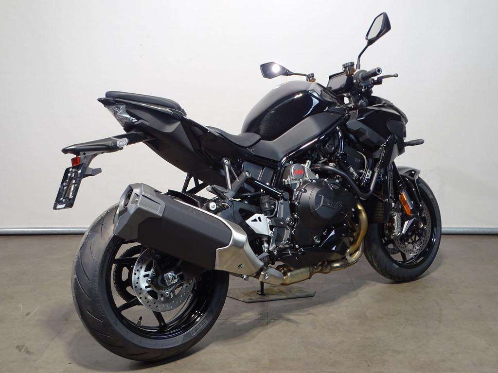 Kawasaki Z H2, Bedrijf, Meer dan 35 kW, Naked bike