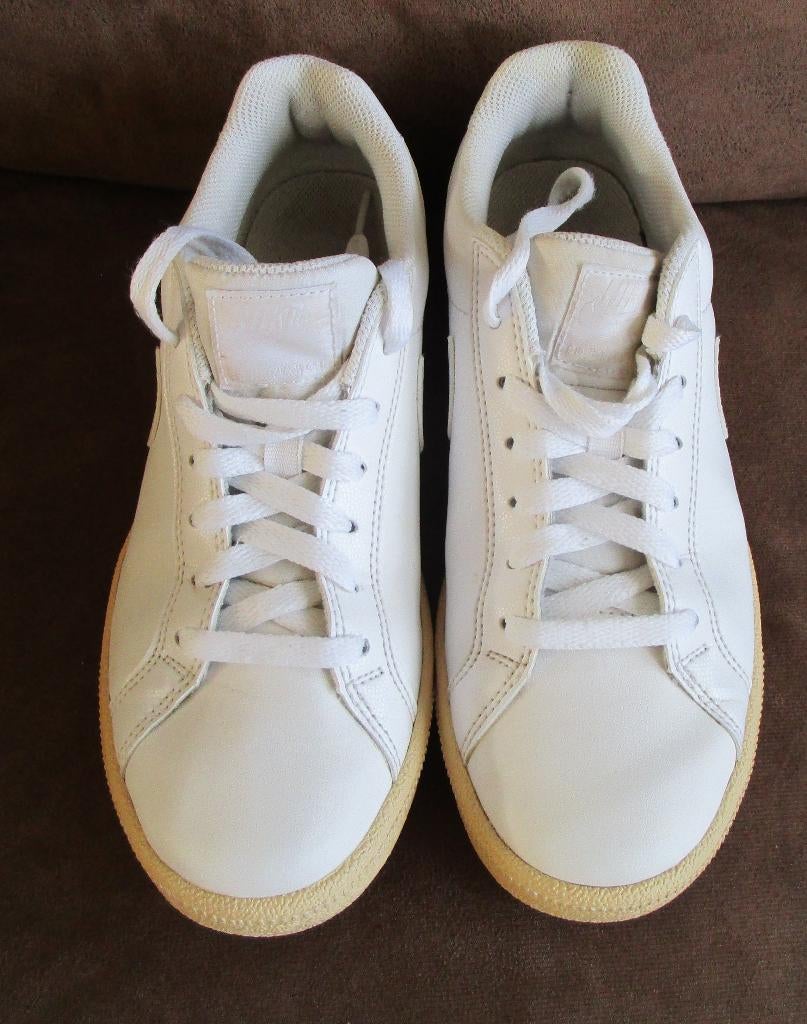 NIKE sneakers maat 38,5, Wit, Nike, Ophalen of Verzenden, Sneakers of Gympen