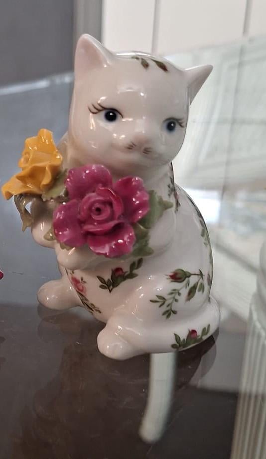 Royal Albert, Ophalen of Verzenden