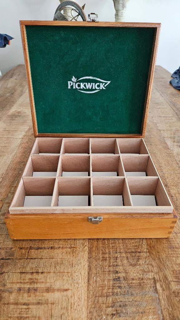 Pickwick Theekist / Theedoos - 12 Vaks - Hout, Ophalen