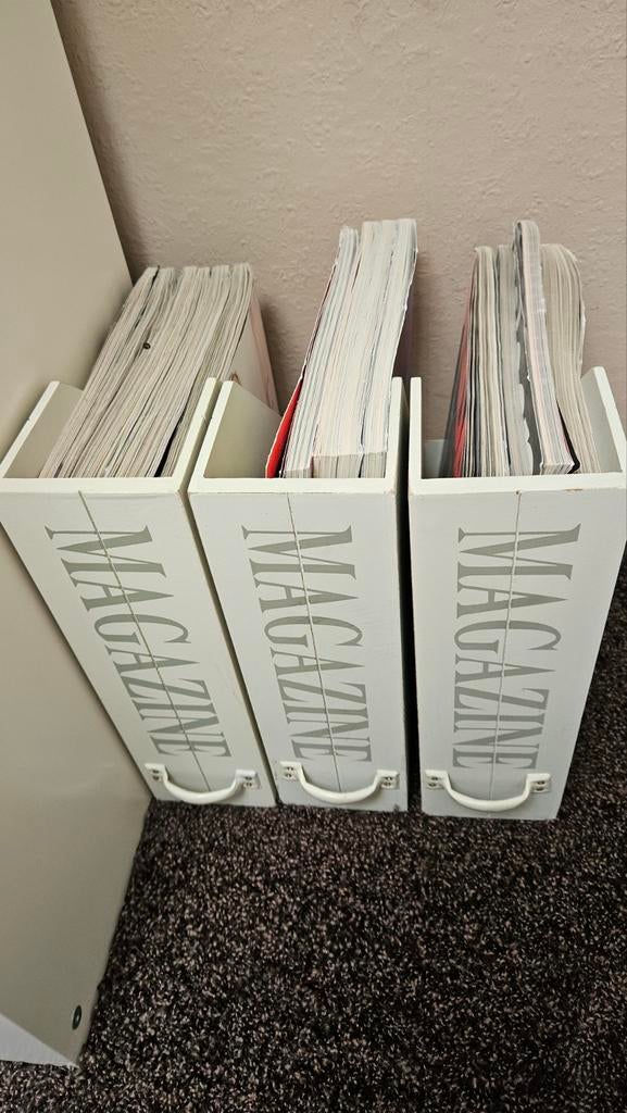 Magazine houders hout 3x met linda Magazine, Ophalen