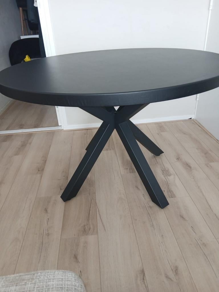 Ronde zwarte eettafel met spinpoot, Ophalen, Rond, 100 tot 150 cm, 100 tot 150 cm