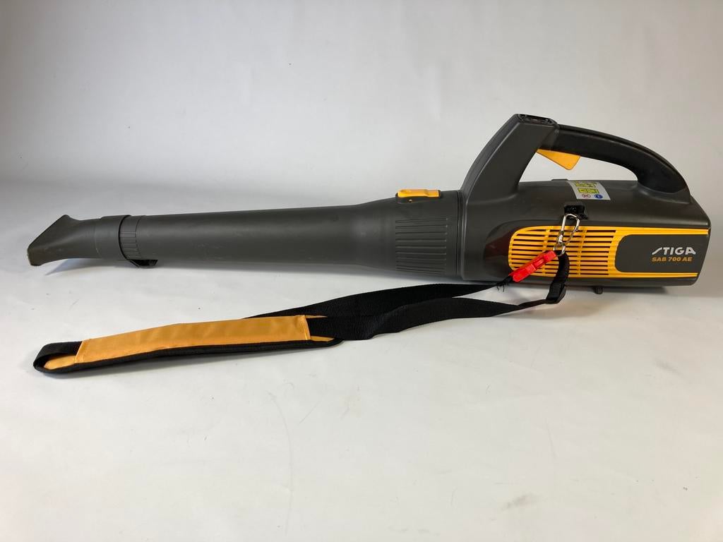 Stiga SAB 700 AE 48 volt Accu bladblazer excl. accu, Ophalen, Stiga, Zo goed als nieuw, Accu