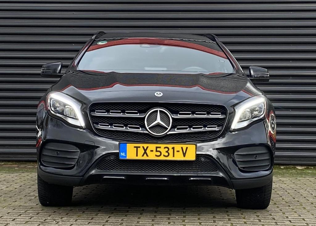 Mercedes-Benz GLA-klasse 200 Premium | AMG Line | Automaat |, 15 km/l, Gebruikt, 715 kg, Zwart