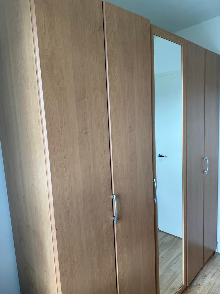 Kledingkast houtkleurig met spiegel, 200x58x220 cm, Huis en Inrichting, Kasten | Kledingkasten, Gebruikt, 200 cm of meer, 150 tot 200 cm