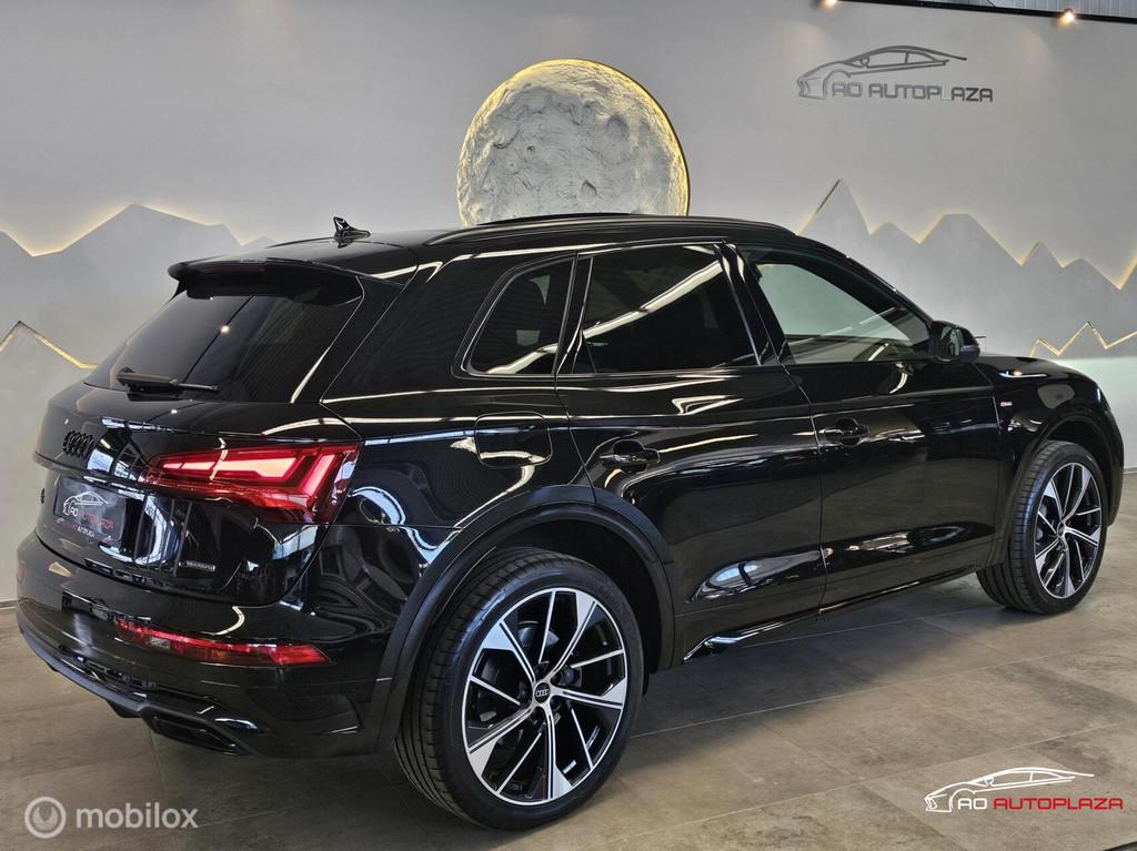 Audi Q5 50 TFSI e S edition Competition Panorama/HUD/B&O/Key, Automaat, Zwart, 4 cilinders, Adaptive Cruise Control