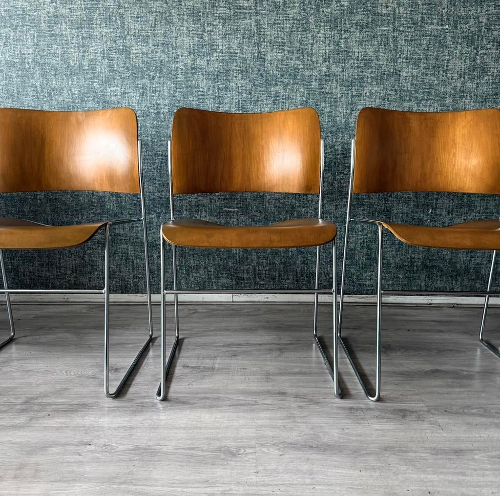 Set of 4 HOWE 40/4 chairs, David Rowland, bentwood and steel, Huis en Inrichting, Stoelen, Ophalen, -, Howe, Hout