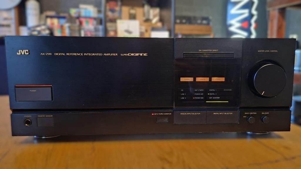 JVC AX-Z911• Digital Pure A Integrated Amplifier • GARANTIE, Overige merken, MANUFACTURED BIJ VIKTOR COMPANY OF JAPAN., Rick's Audio De Kempen 18 6021PZ Budel +31 (0)495 785698 info@ricks-audio.com