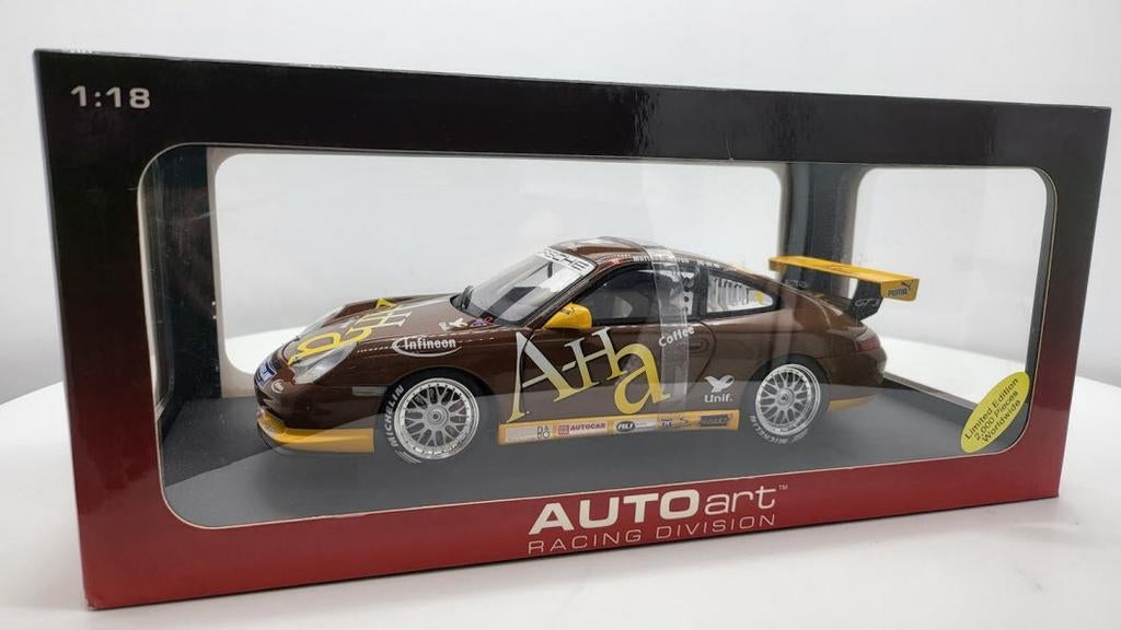 AutoArt: Porsche 911 GT3R Asian Carrera Cup 2004 A-HA M.Mars, Ophalen of Verzenden, Nieuw, Autoart