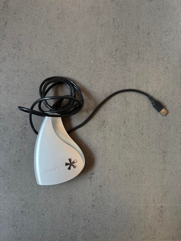 Dazzle Video Converter - Digitaliseer uw analoge video's, Ophalen of Verzenden, Gebruikt