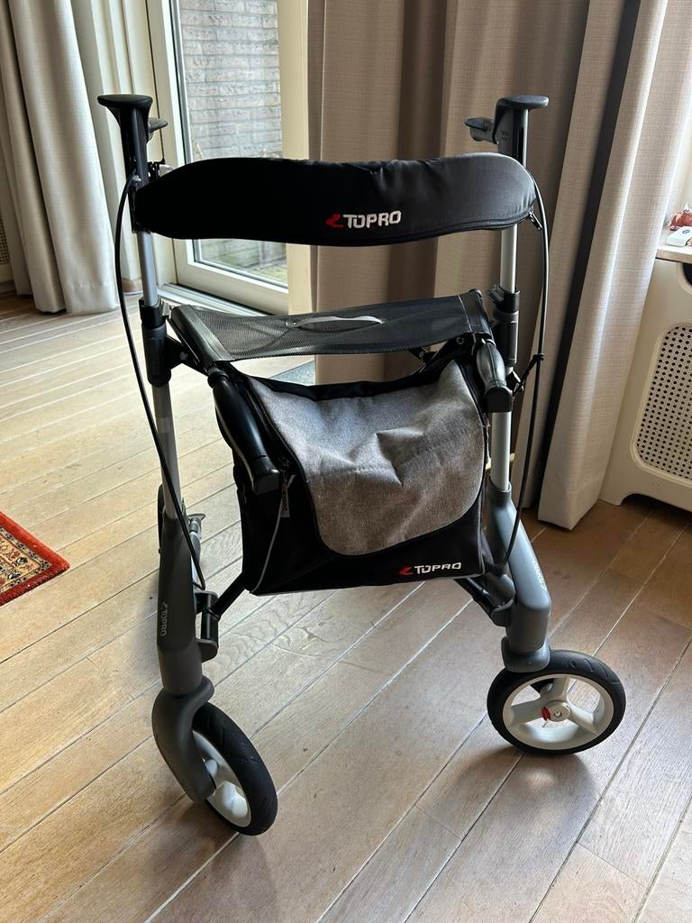 Rollator Topro Troja 5G - inclusief rugsteun zwart maat M, Diversen, Ophalen, Opvouwbaar, Zo goed als nieuw