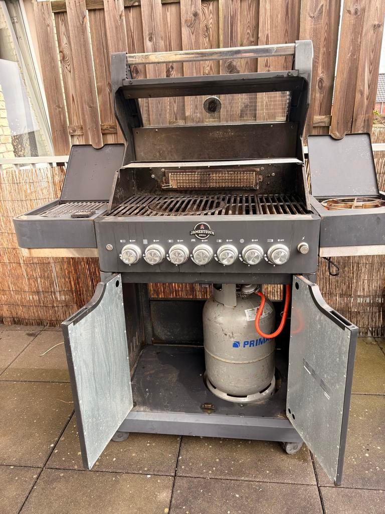 Jamestown gasbarbecue met gasfles (lege fles), Ophalen of Verzenden, Gebruikt