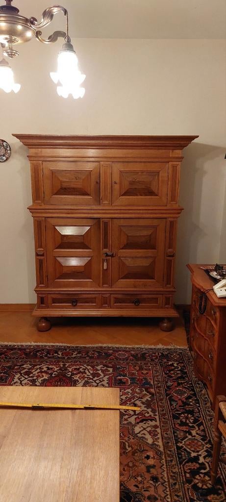 Klassieke Eikenhouten Kussenkast - Antiek en Robuust, Ophalen