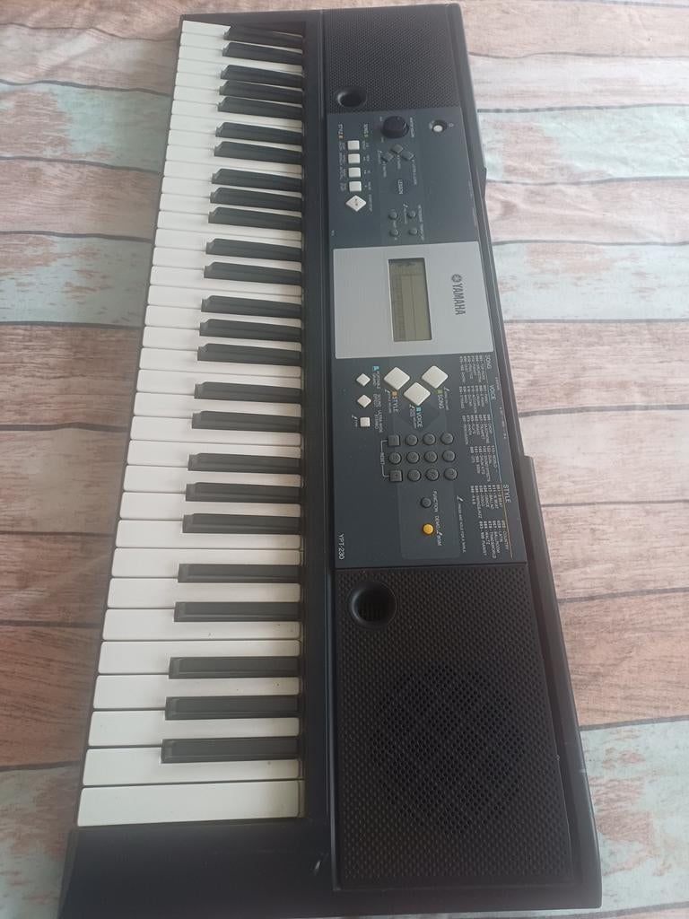 yamaha keyboard, Muziek en Instrumenten, Keyboards, Ophalen, Zo goed als nieuw, 61 toetsen, Yamaha