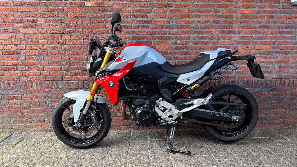 BMW F 900 R (2020) 7556KM