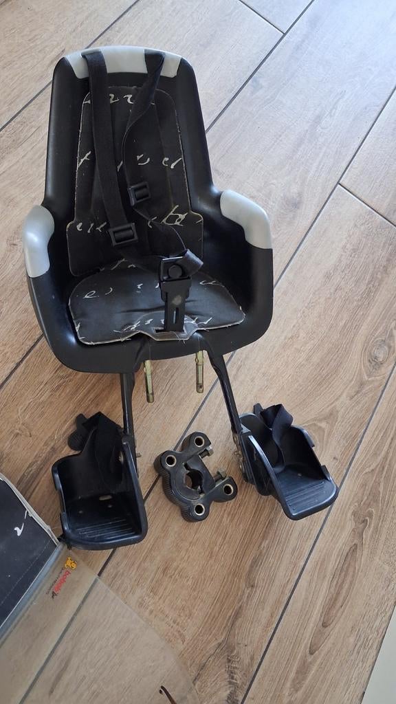 Bobike fietsstoeltje met windscherm, Fietsen en Brommers, Fietsaccessoires | Fietsstoeltjes, Ophalen, Bobike voorzitje, Gebruikt