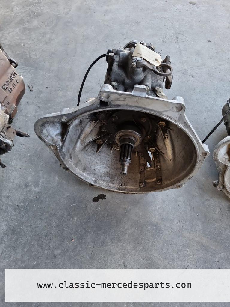 Versnellingsbak handgeschakeld Mercedes w108 w110 w111 w114, Gebruikt, -, Ophalen of Verzenden, -