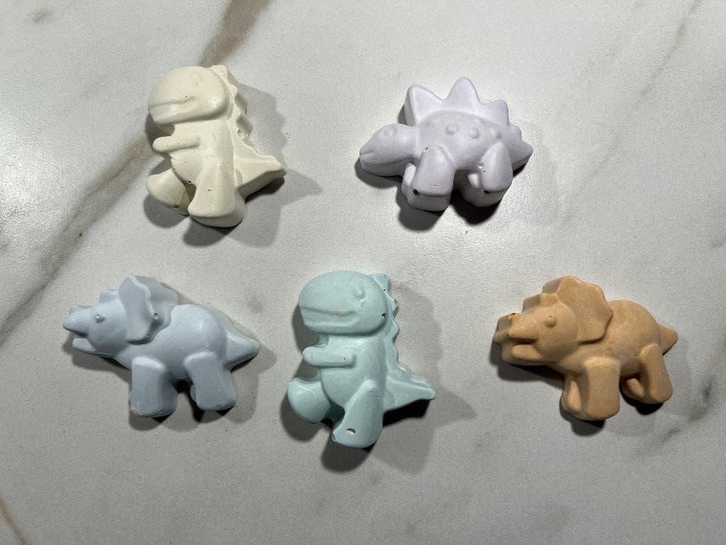 Traktatie Stoepkrijt Dino met bellenblaas verjaardag, Ophalen of Verzenden, Nieuw, Feestartikel, Verjaardag